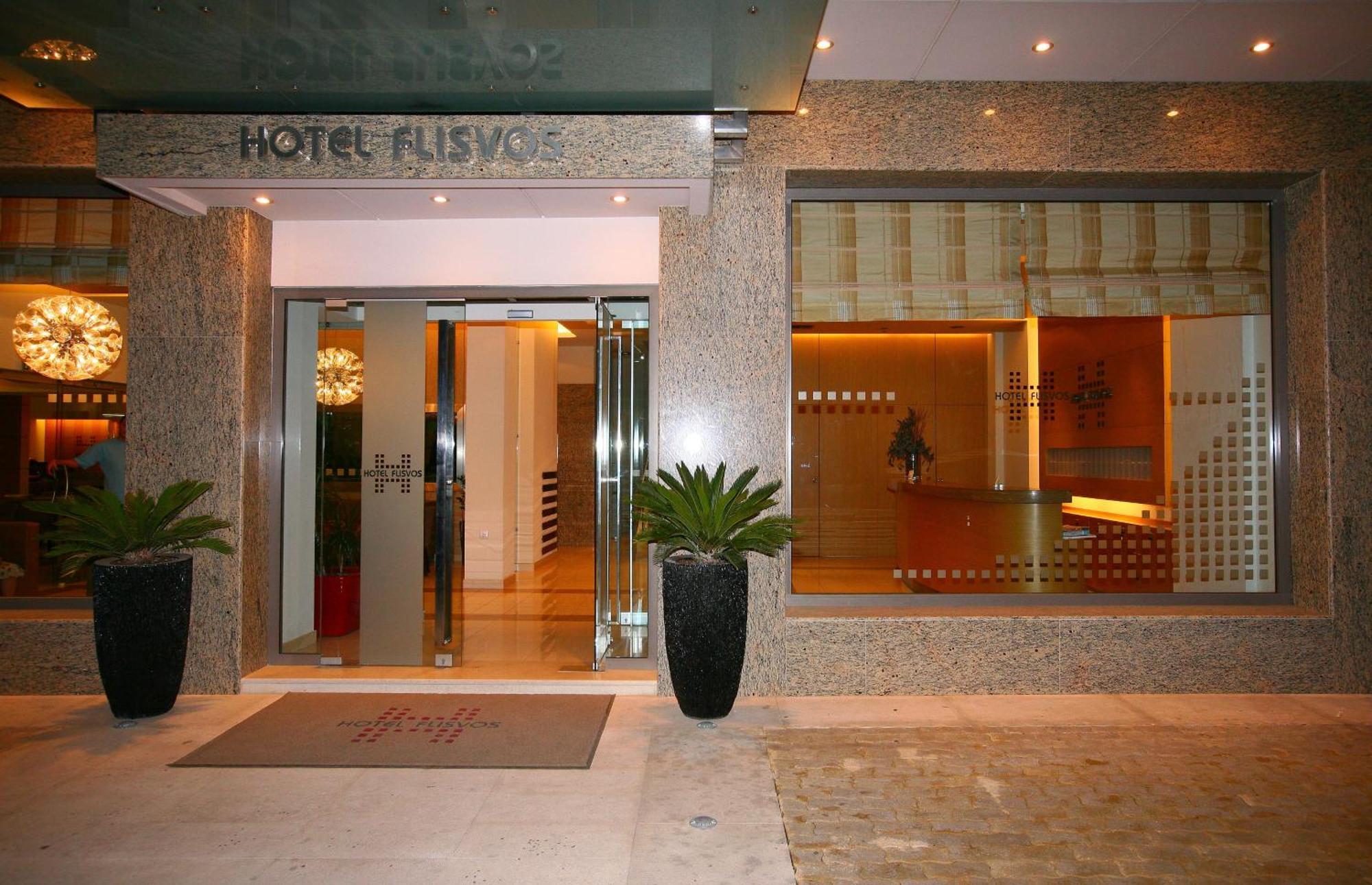 Hotel Flisvos Каламата Екстериор снимка
