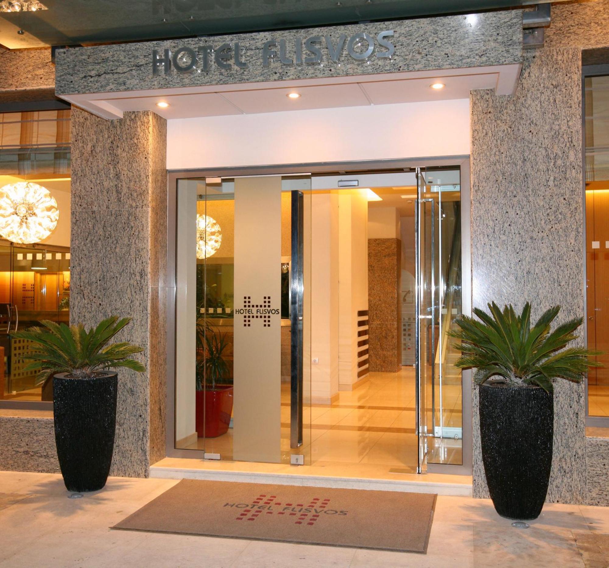 Hotel Flisvos Каламата Екстериор снимка
